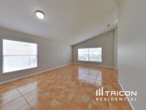 14642 Lady Victoria Blvd in Orlando, FL - Building Photo - Building Photo