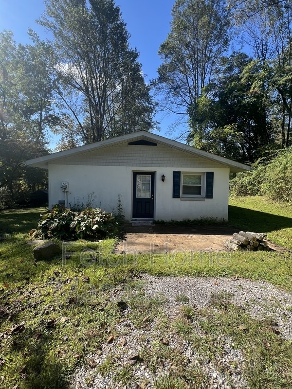 property at 1272 Park Rd