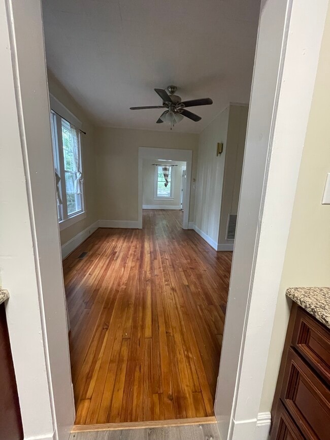 421 Duke St SW in Winston-Salem, NC - Building Photo - Building Photo