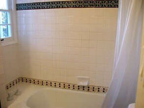 3116 Colorado Ave in Santa Monica, CA - Building Photo - Building Photo