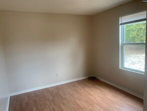 487 Bushberry Rd in Pelion, SC - Building Photo - Building Photo