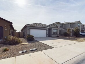 35269 W Santa Clara Ave in Maricopa, AZ - Building Photo - Building Photo