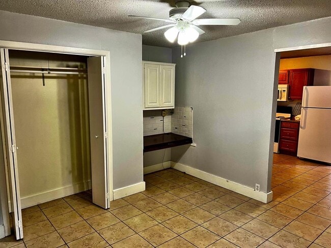 1900 Alguno Rd in Austin, TX - Building Photo - Building Photo