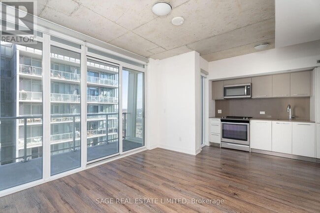 property at 15 Baseball Pl