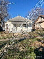 305 S 4th St in Tonkawa, OK - Building Photo