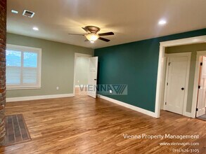 5668 11th Ave in Sacramento, CA - Building Photo - Building Photo