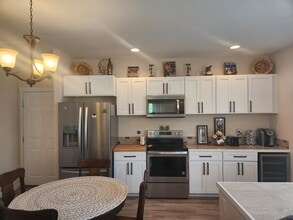 1034 SE Hamilton Rd in Mountain Home, ID - Building Photo - Building Photo