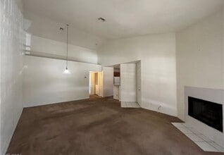 5012 S Rainbow Blvd in Las Vegas, NV - Building Photo - Building Photo