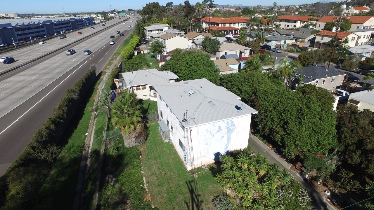 The Old Town Apartment Homes in San Diego, CA - Foto de edificio