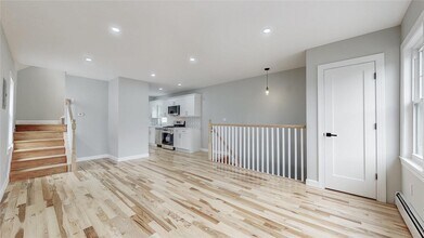 65-04 80th St in Queens, NY - Building Photo - Building Photo