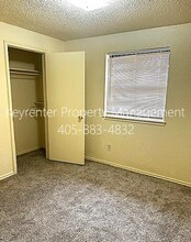 5316 S Briarwood Dr in Oklahoma City, OK - Building Photo - Building Photo