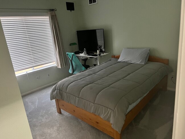 1690 Civic Center Dr in Santa Clara, CA - Building Photo - Building Photo