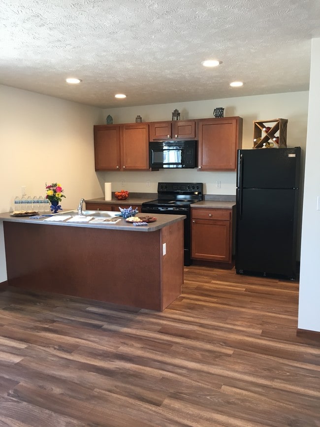 509 4th N St, Unit 17 in Norfolk, NE - Building Photo - Building Photo