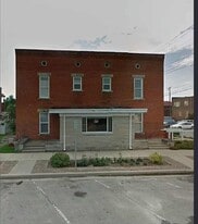 171 E Washington St in Martinsville, IN - Building Photo