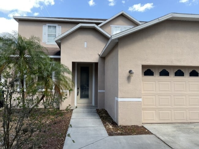 property at 10402 Boyette Creek Blvd