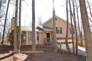 6075 Cowan Mill Rd in Douglasville, GA - Building Photo
