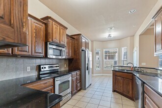 2809 SW 92nd Ct in Oklahoma City, OK - Building Photo - Building Photo