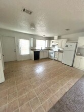 11810 Greenglen Dr in Houston, TX - Building Photo - Building Photo
