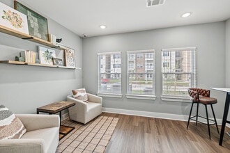 Whispering Pointe Apartments in San Marcos, TX - Building Photo - Building Photo