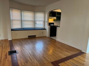 1468 N Perry Ave in Wichita, KS - Building Photo - Building Photo