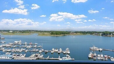 200 Cove Way in Quincy, MA - Building Photo - Building Photo