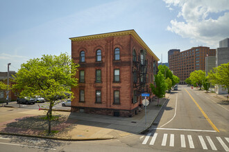 Franklin Street Apartments in Rochester, NY - Building Photo - Building Photo