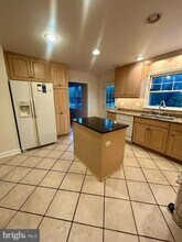 1007 Jones Rd in Conshohocken, PA - Building Photo - Building Photo