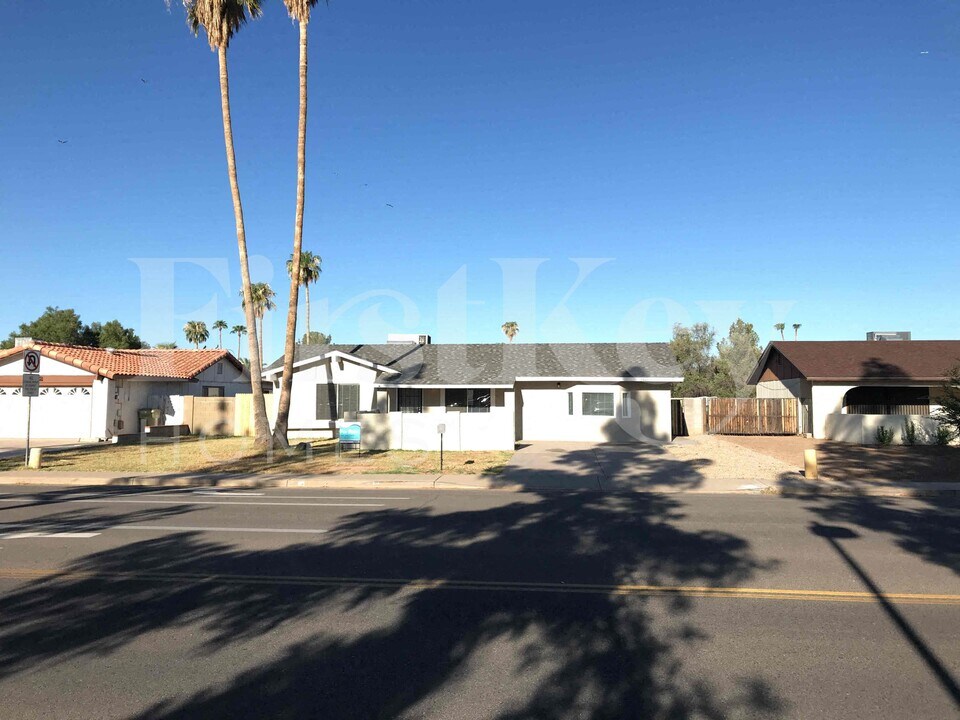 9808 N 47th Ave in Glendale, AZ - Building Photo