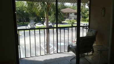 19505 Quesada Ave, Unit GG201 in Port Charlotte, FL - Building Photo - Building Photo