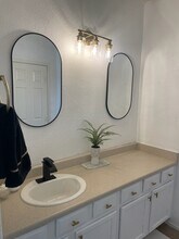 1589 Ward Frontier Ln in Henderson, NV - Building Photo - Building Photo