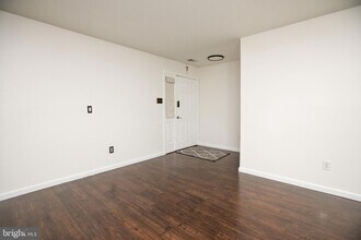 297 Andover Pl, Unit 297 in Trenton, NJ - Building Photo - Building Photo