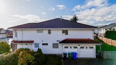 3217 Mallard St in Abbotsford, BC - Building Photo - Building Photo