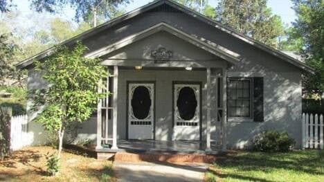 property at 3015 1/2-3012 Cardinal Dr