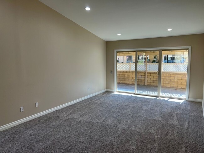 14103 Village 14 in Camarillo, CA - Building Photo - Building Photo