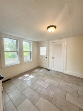 48 New York St in Dover, NH - Building Photo - Building Photo
