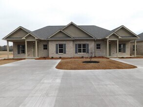 434 Lancaster Rd in Pikeville, NC - Building Photo - Building Photo