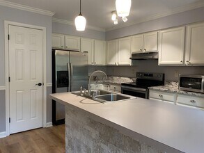 211 Morningside Dr in Falling Waters, WV - Building Photo - Building Photo