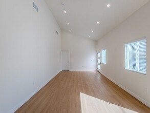 11022 Penrose St. in Los Angeles, CA - Building Photo - Building Photo