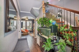 6363 Fairdale Ln in Houston, TX - Building Photo - Building Photo
