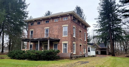 756 Herkimer Rd in Utica, NY - Building Photo - Building Photo