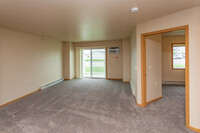 Southwood Apartments in Minot, ND - Foto de edificio - Interior Photo