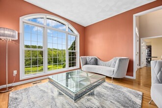 2 Arrowhead Ln in Westborough, MA - Building Photo - Building Photo