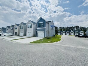 250 Christiana Ln in Myrtle Beach, SC - Foto de edificio - Building Photo