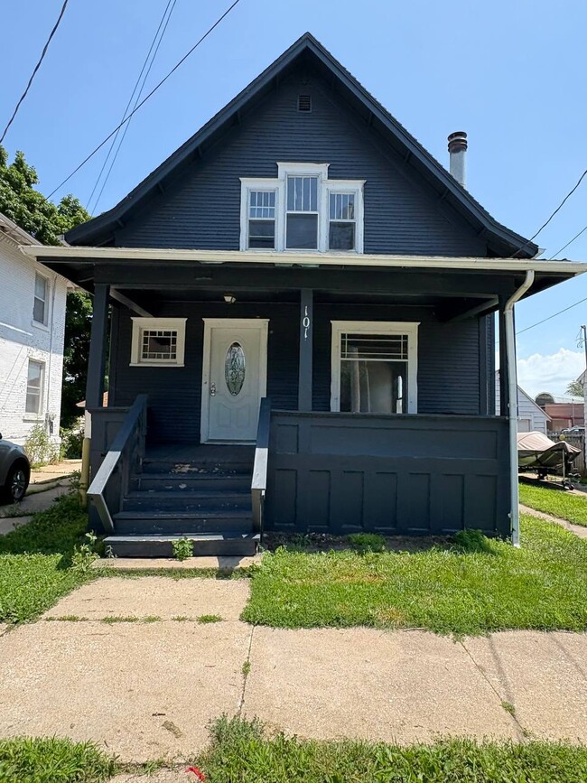 property at 101 1st Ave NW