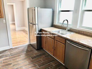 36 Lexington Ave, Unit 1 in Boston, MA - Building Photo - Building Photo