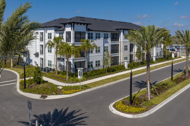 Ascend Waterleigh Village in Winter Garden, FL - Building Photo - Building Photo