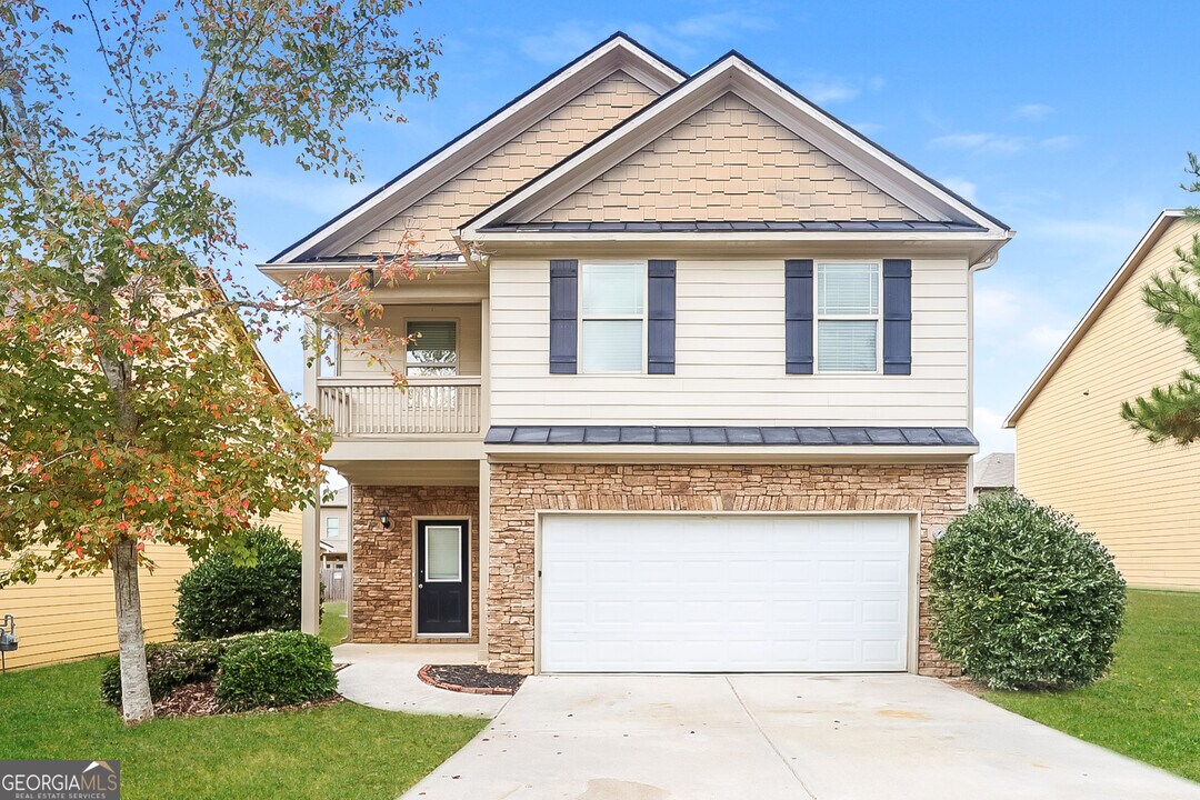 7685 Battle Way in Fairburn, GA - Building Photo