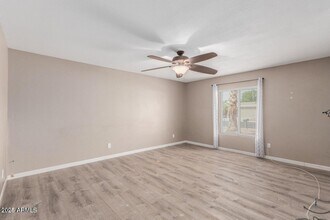 5313 W Mescal St in Glendale, AZ - Building Photo - Building Photo