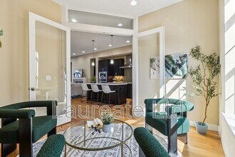 5438 Valentia St in Denver, CO - Building Photo - Building Photo