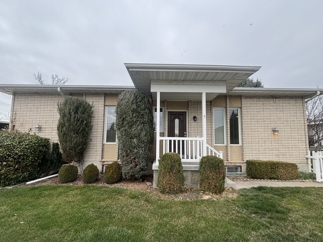 1201 E 5600 S in Murray, UT - Building Photo - Building Photo